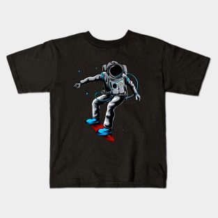 astronaut exploring universe Kids T-Shirt